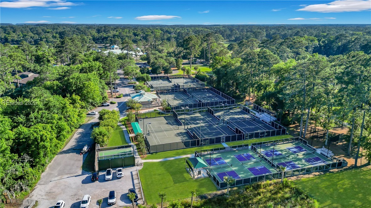 11 Palm Isle Court