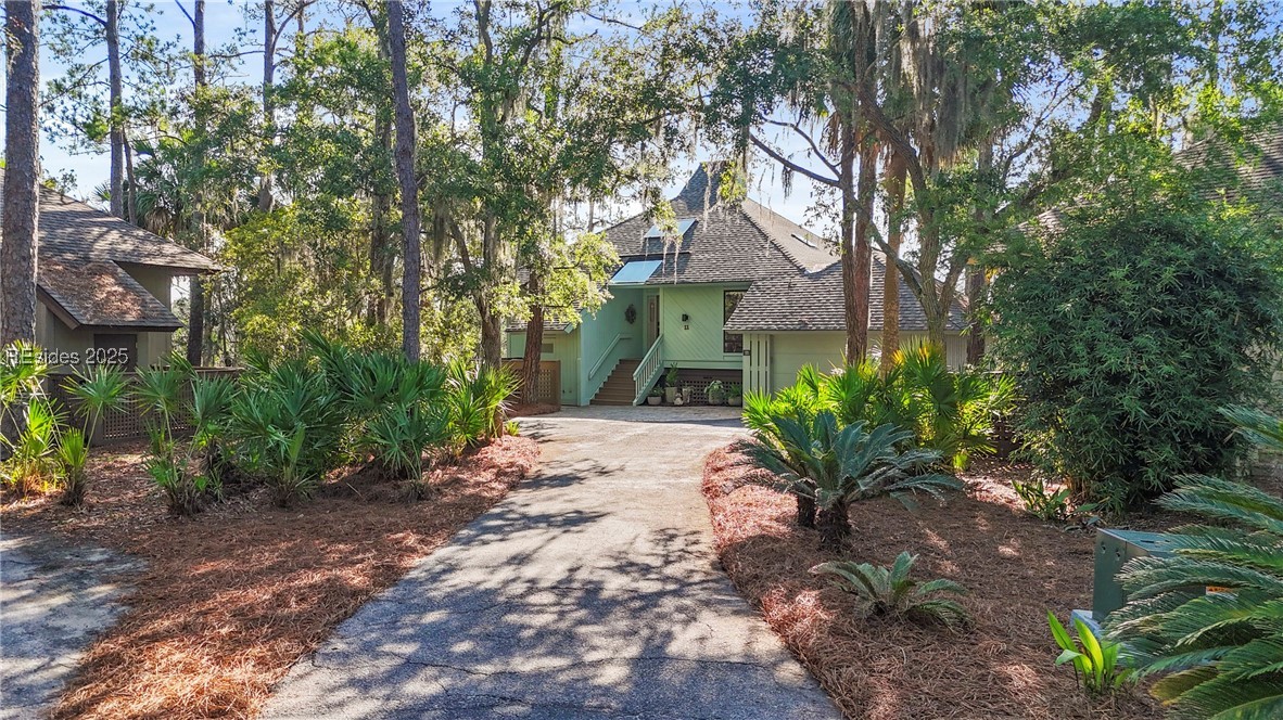 11 Palm Isle Court