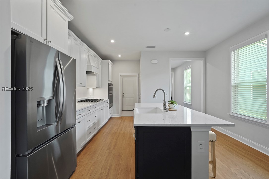 821 Aurora Way