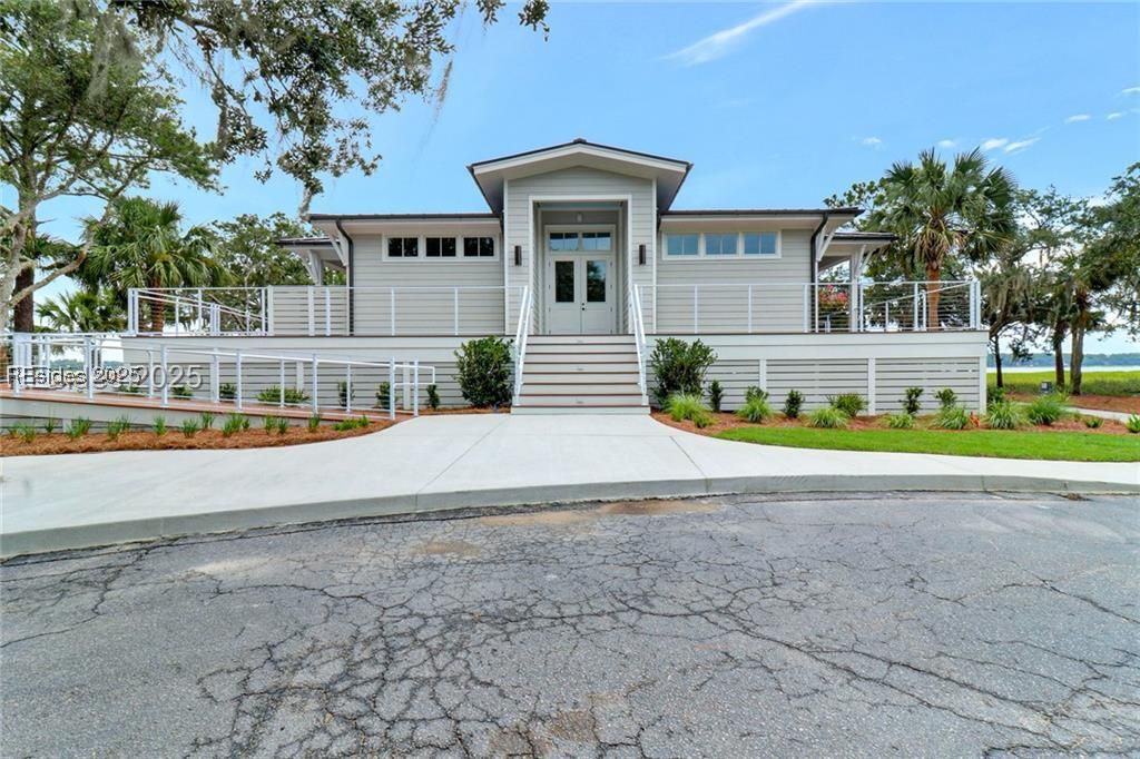 4 Stillwater Lane