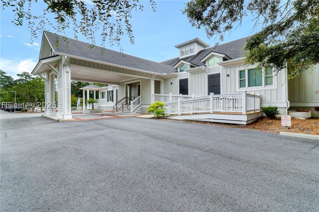 4 Stillwater Lane