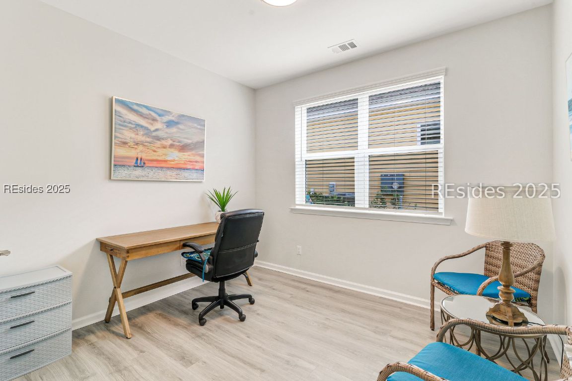 595 Margaritaville Avenue S