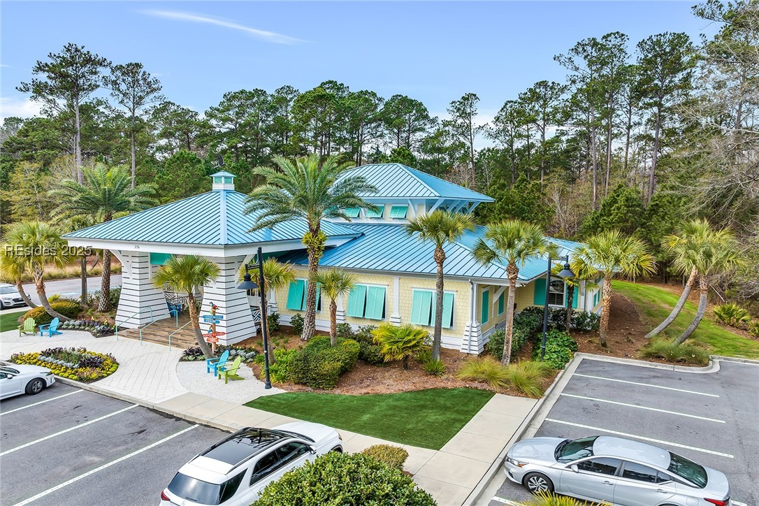 595 Margaritaville Avenue S