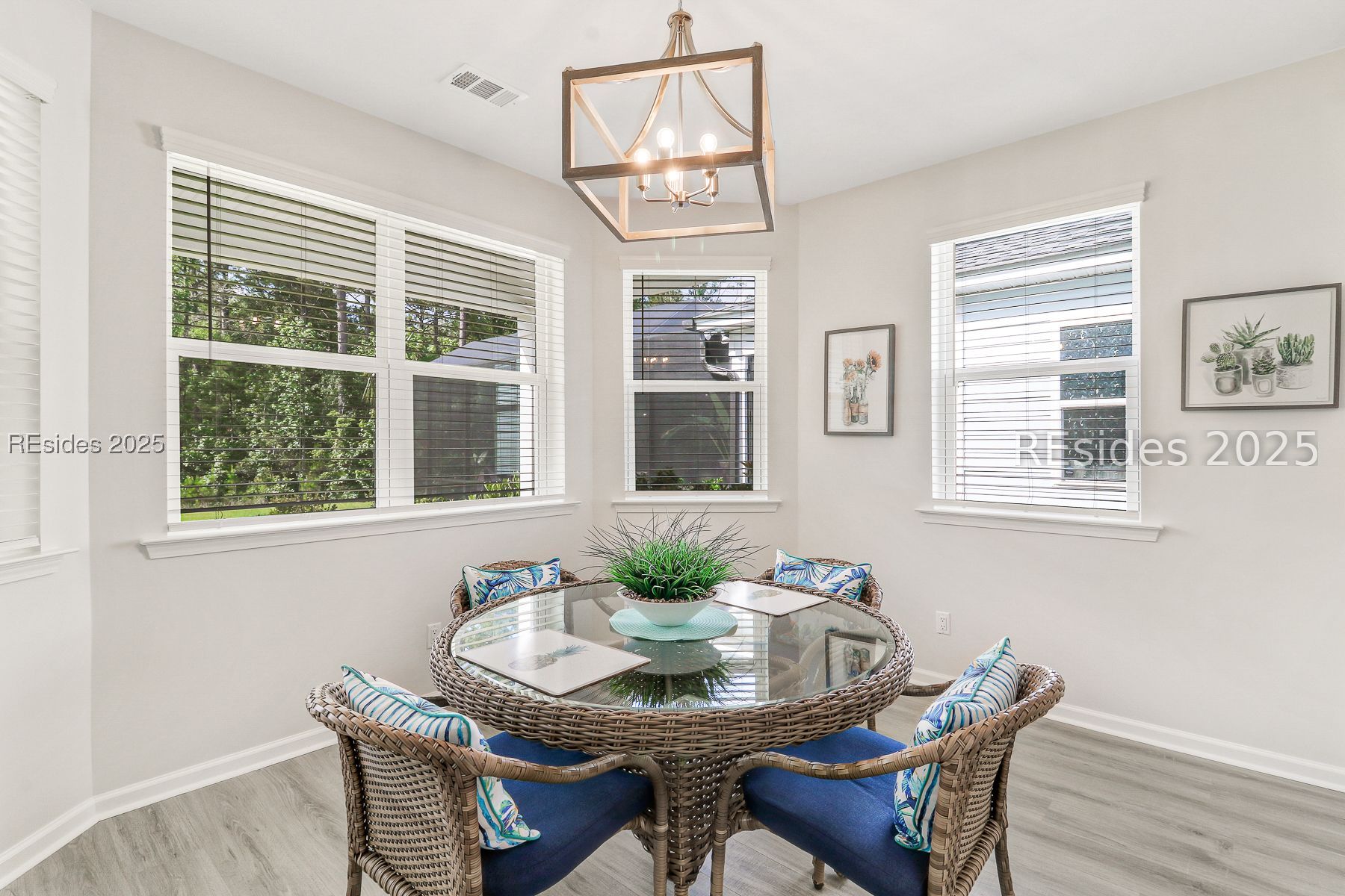 595 Margaritaville Avenue S