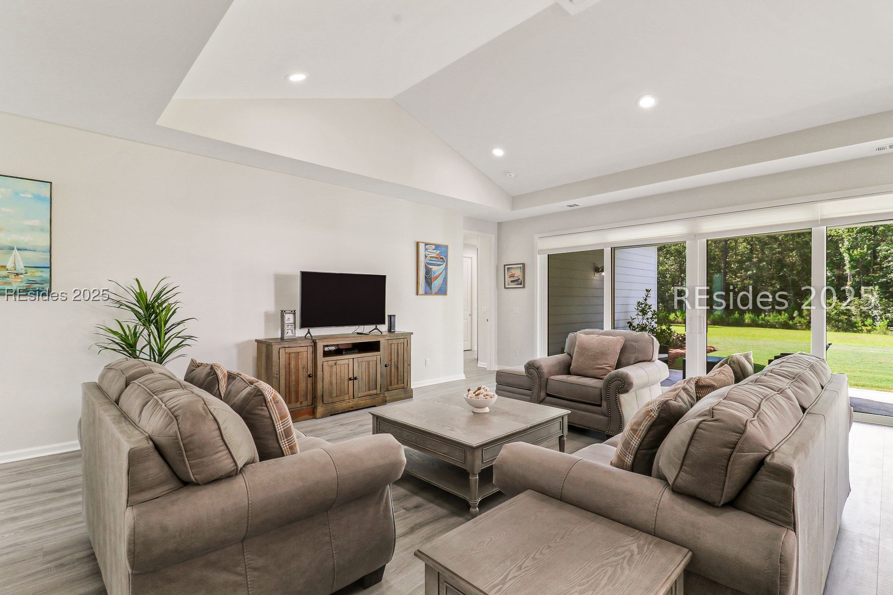 595 Margaritaville Avenue S