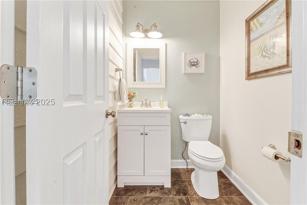 8 Dolphin Point Drive