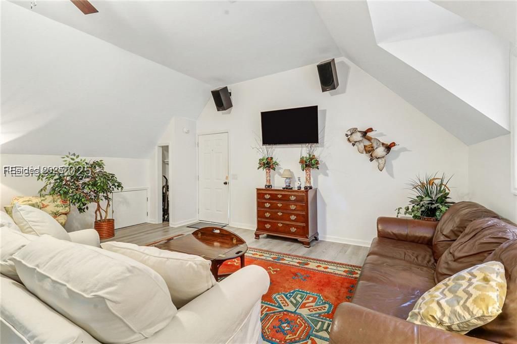 8 Dolphin Point Drive