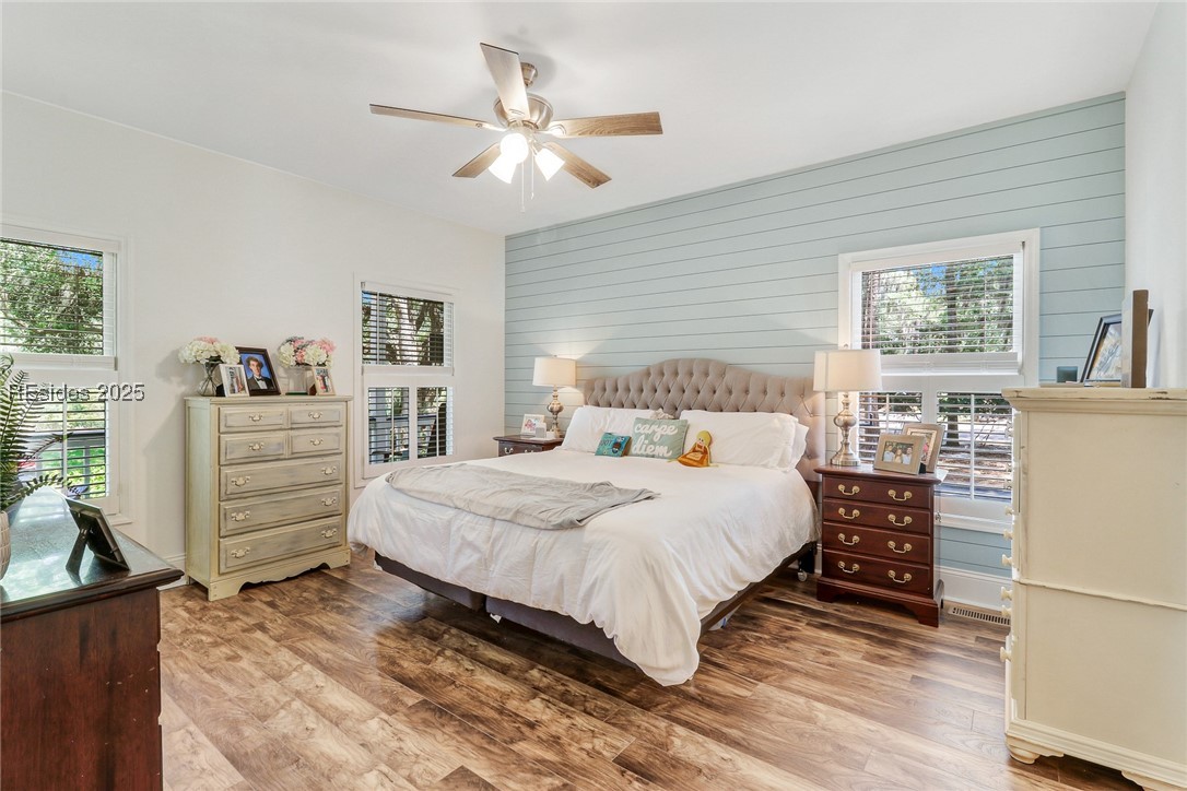 8 Dolphin Point Drive