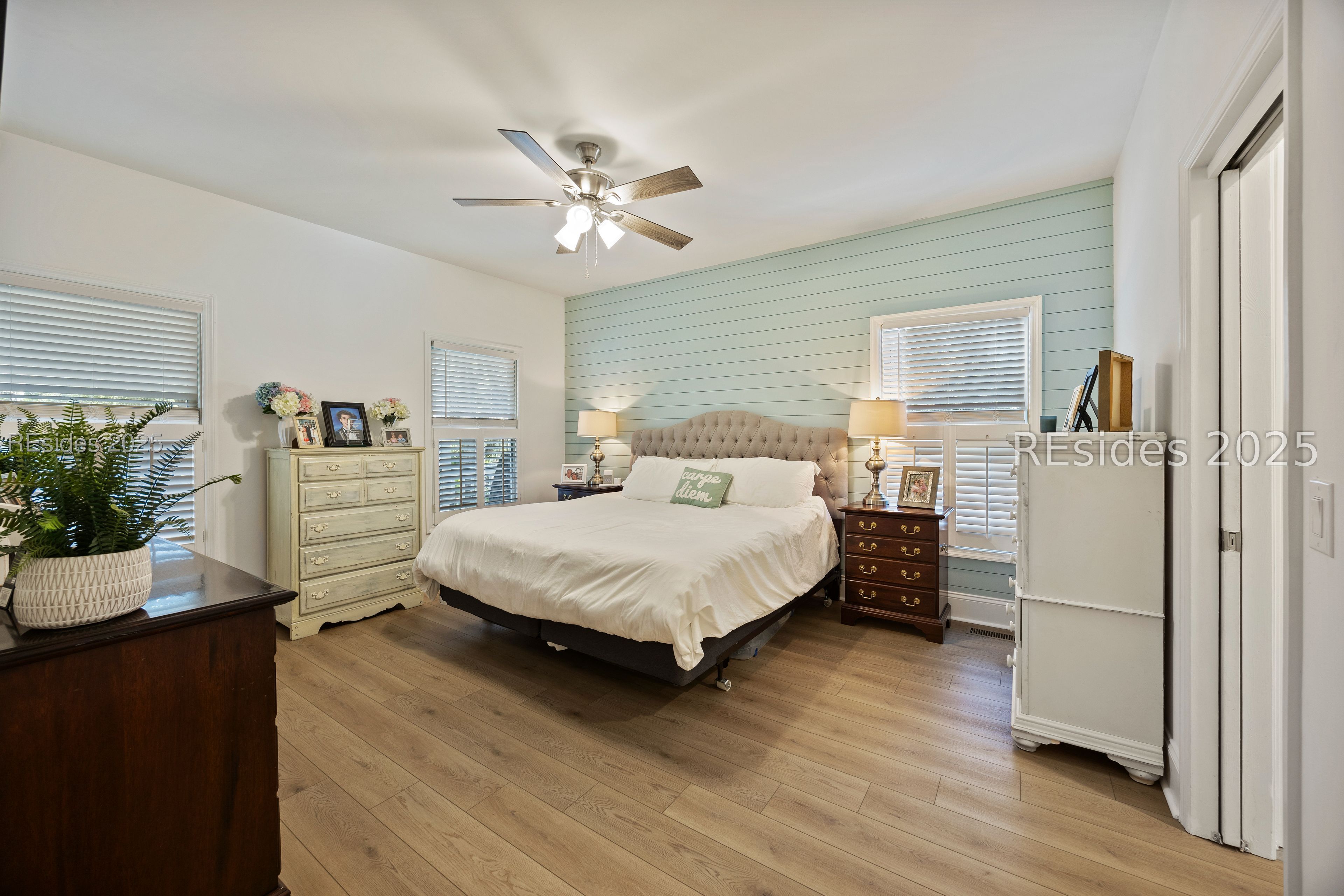 8 Dolphin Point Drive