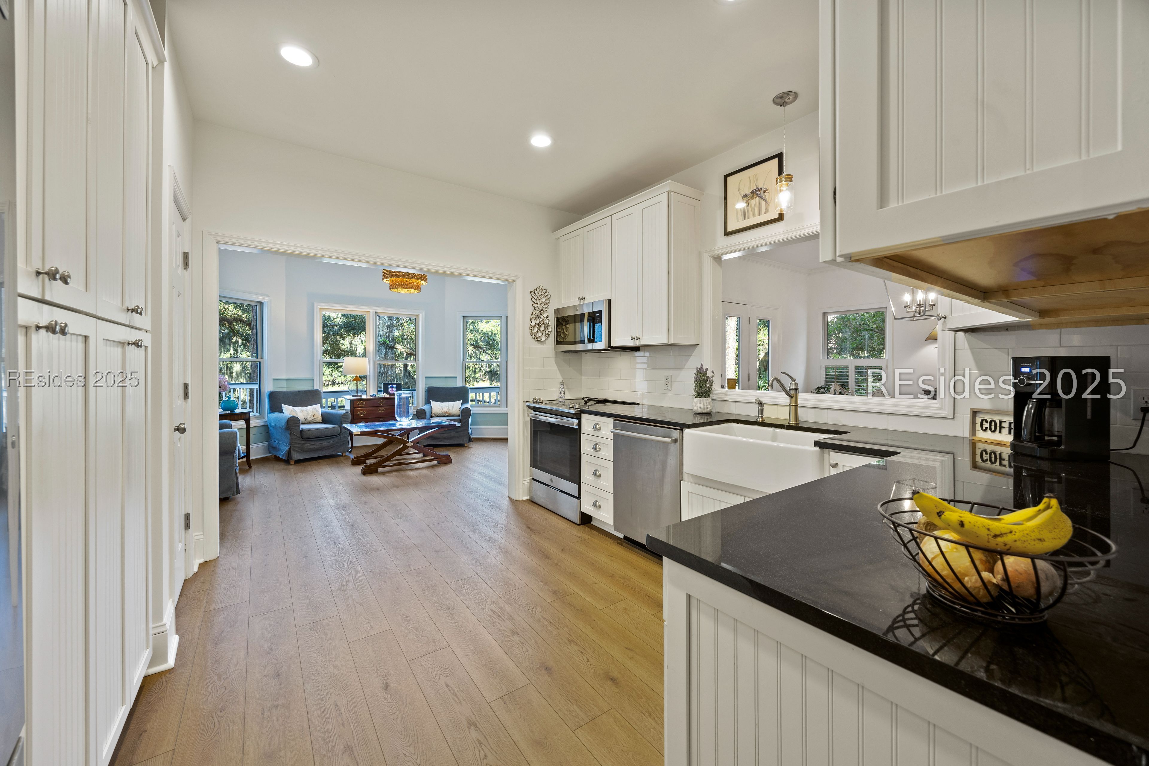 8 Dolphin Point Drive