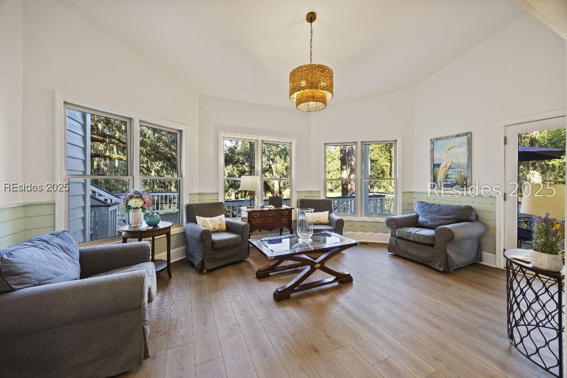 8 Dolphin Point Drive