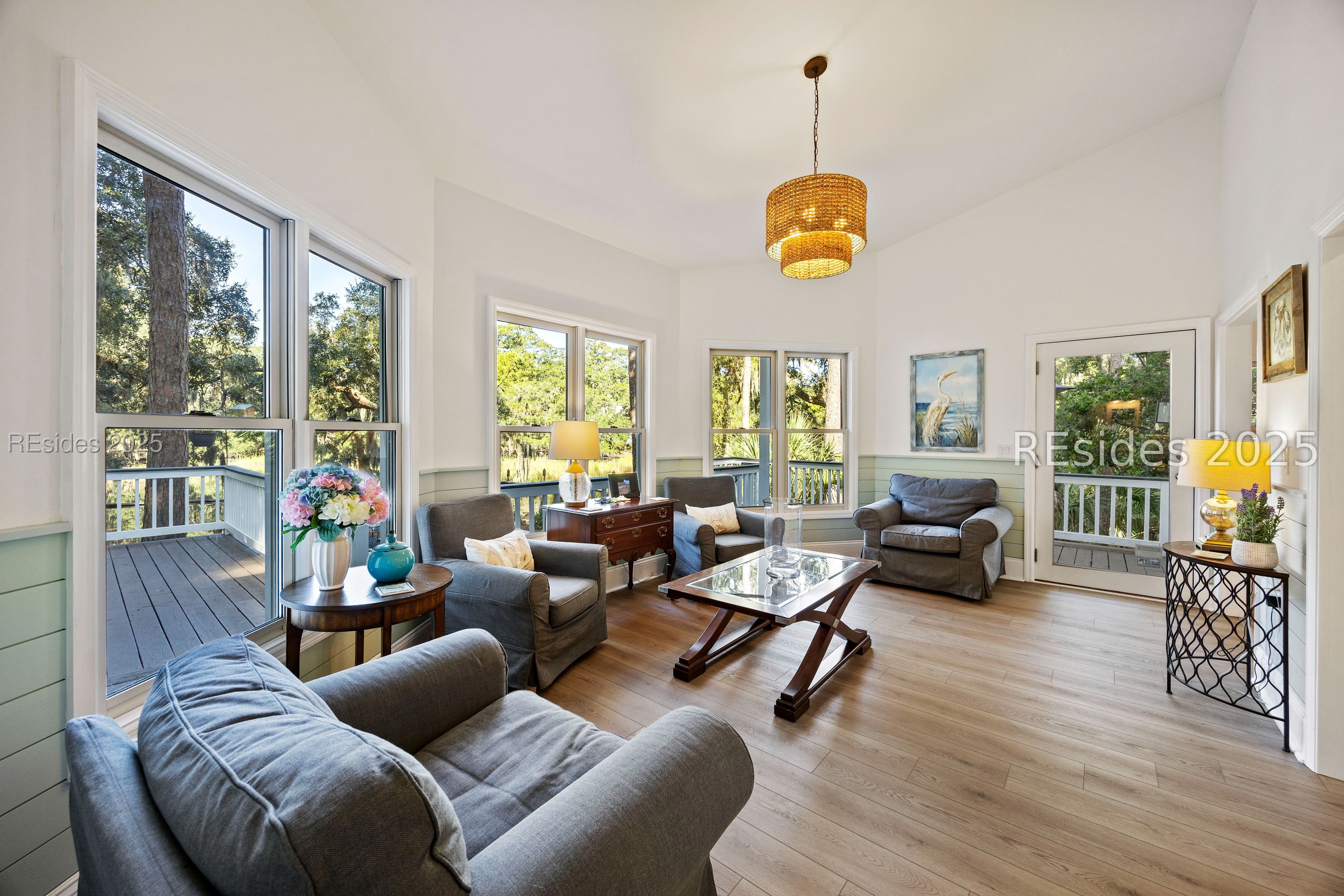 8 Dolphin Point Drive