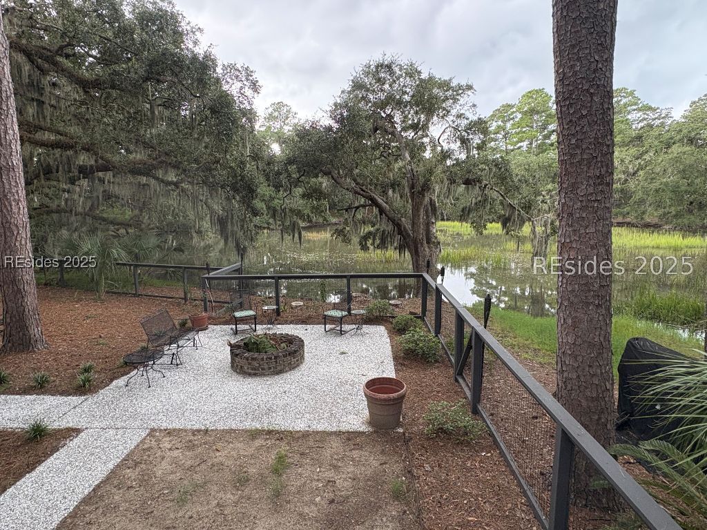 8 Dolphin Point Drive