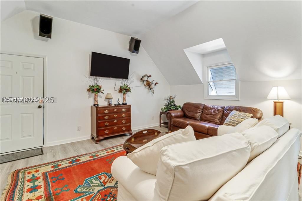 8 Dolphin Point Drive