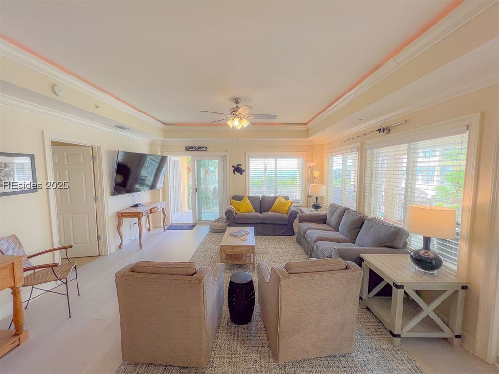 1 Fuskie Lane Unit: 2101