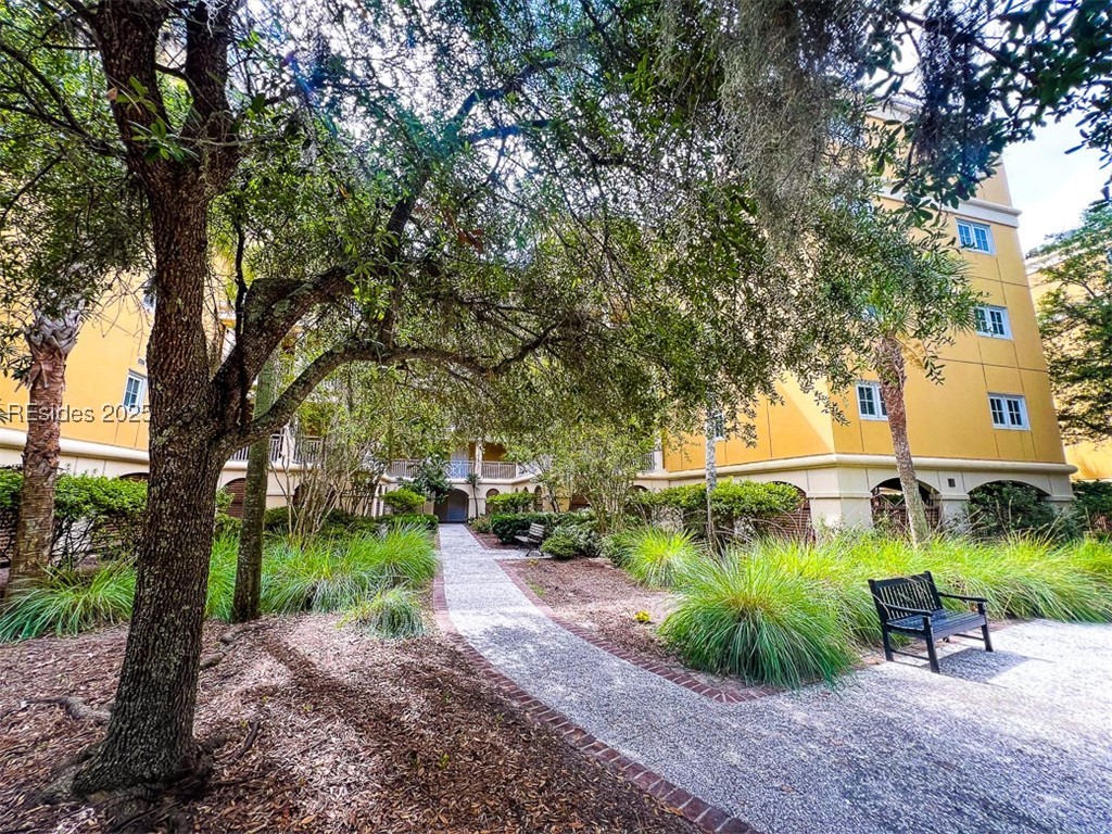 1 Fuskie Lane Unit: 2101
