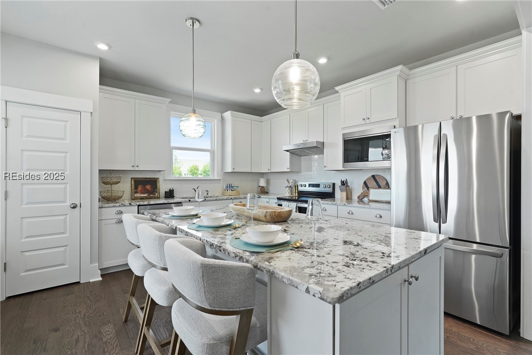 264 Aurora Way
