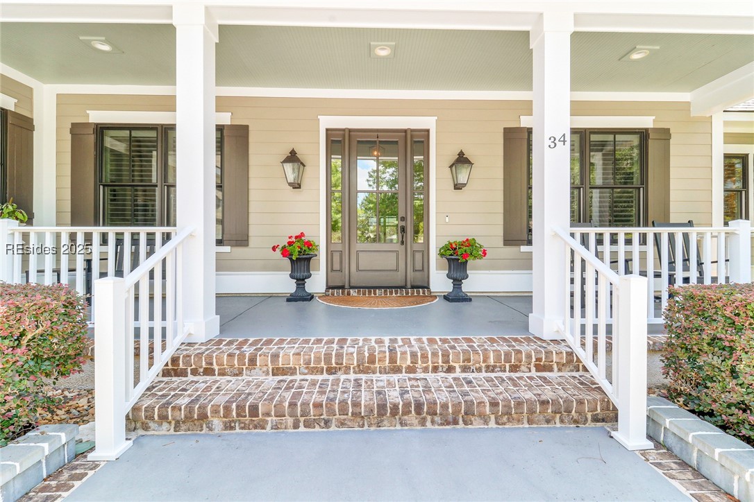 34 Torrington Lane