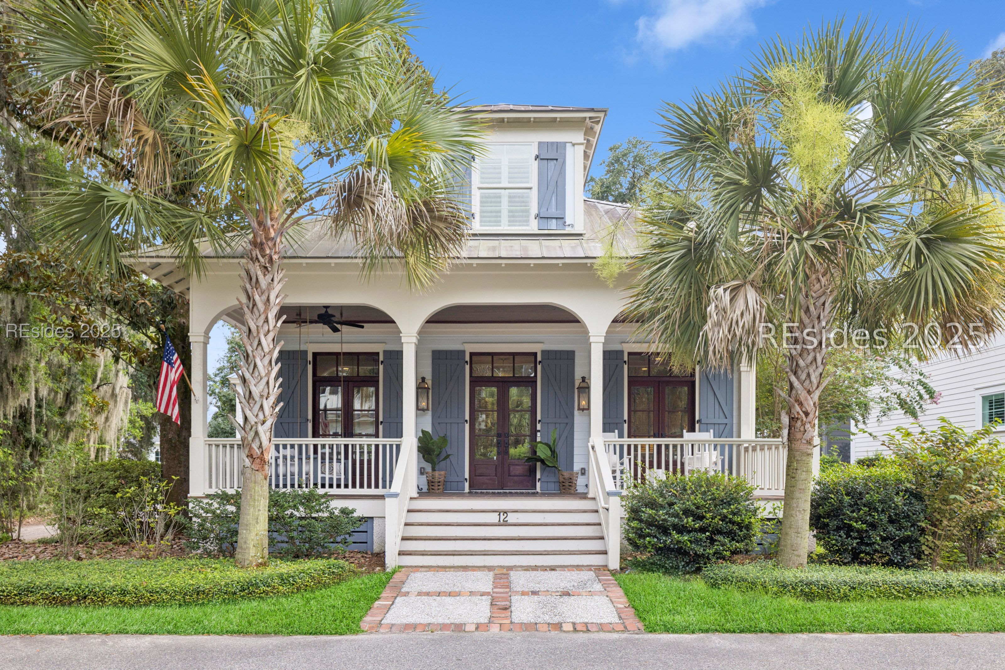 12 Lawrence Street