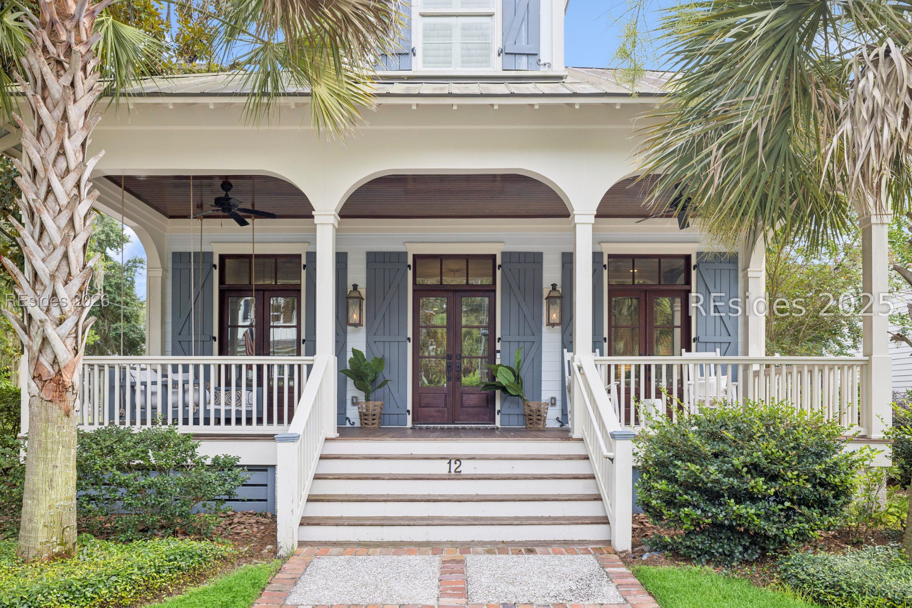 12 Lawrence Street