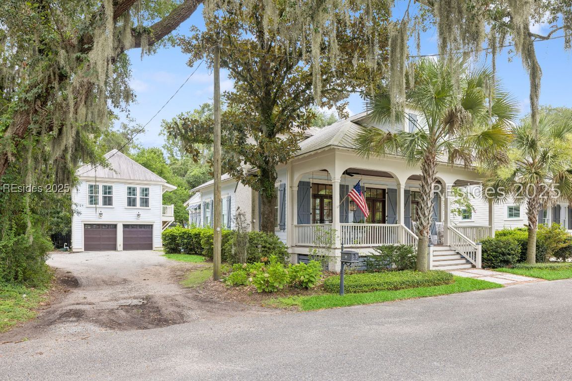 12 Lawrence Street