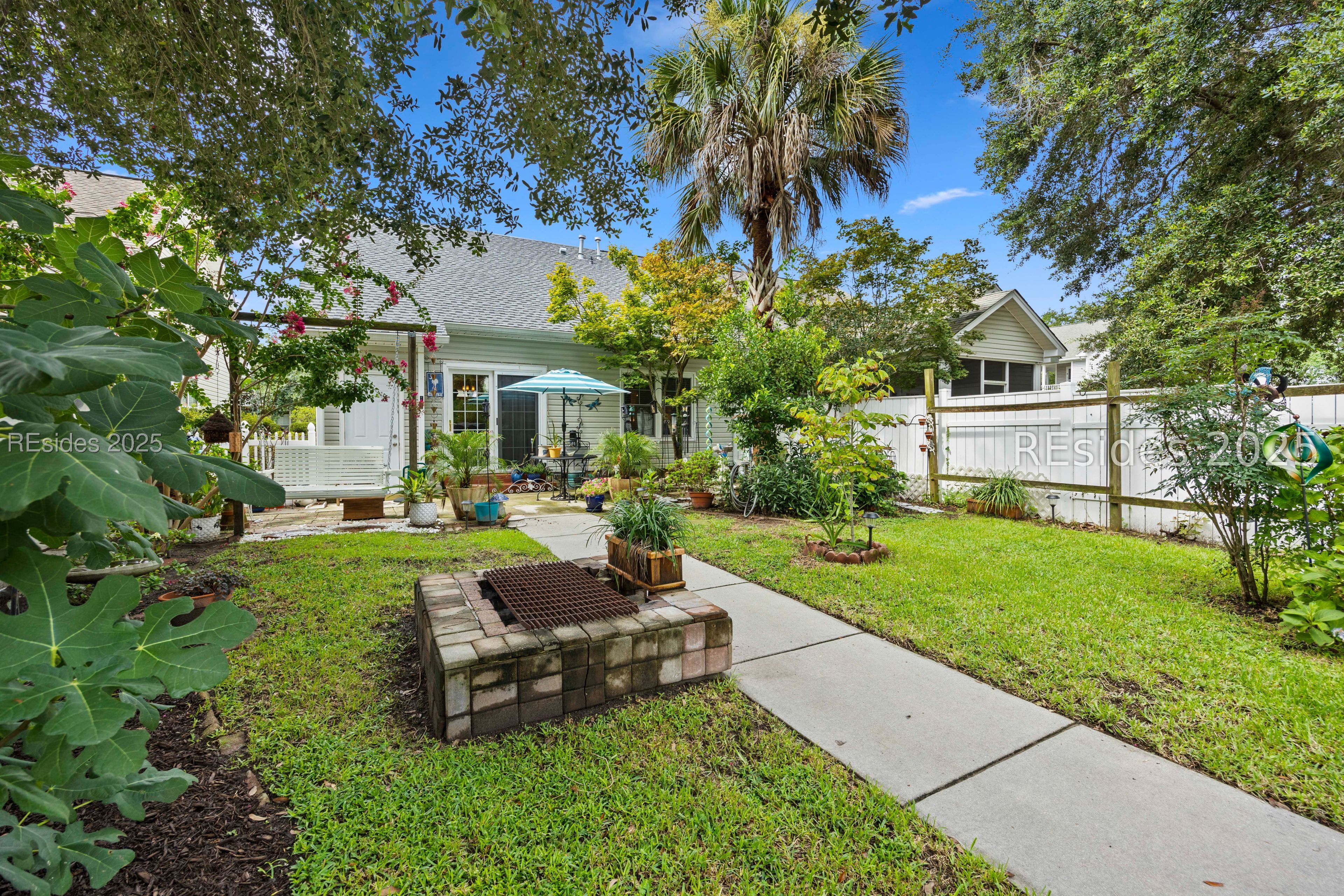 14 3rd Avenue