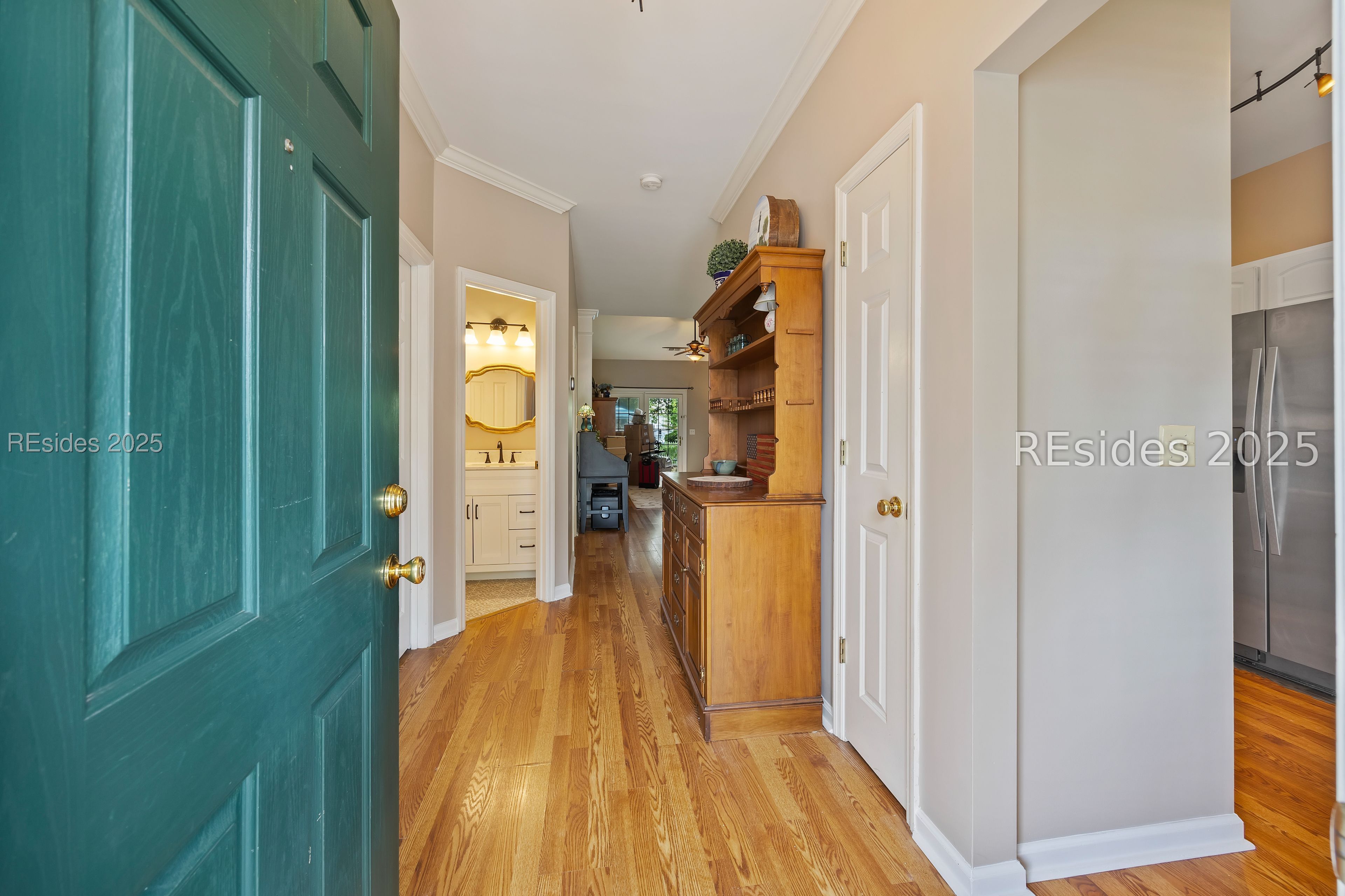 14 3rd Avenue