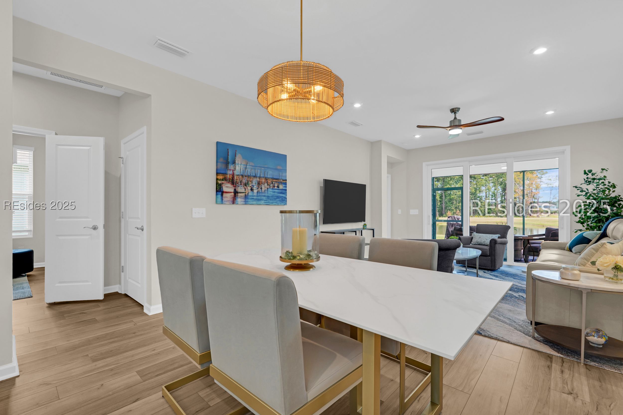 412 Aurora Way