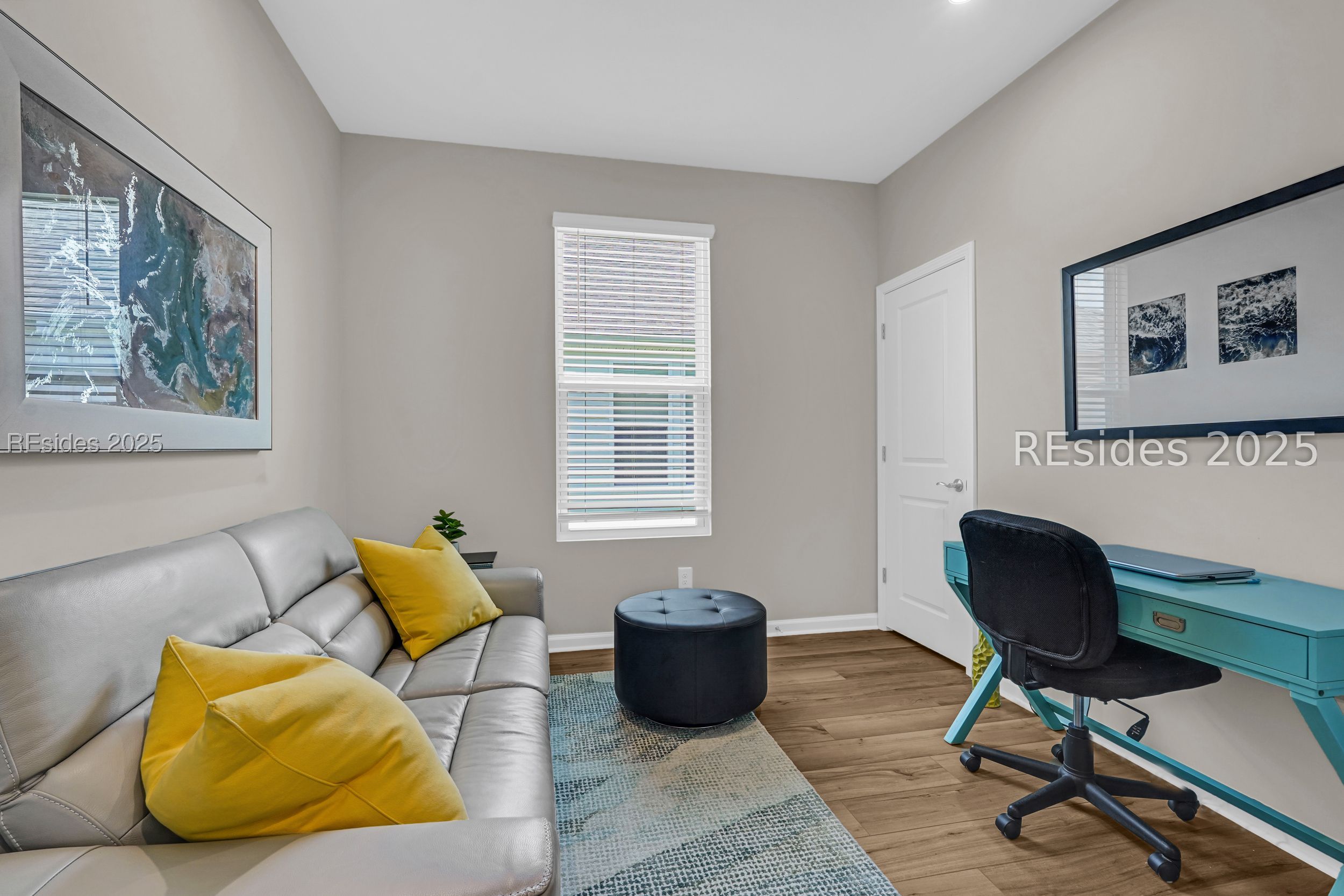 412 Aurora Way
