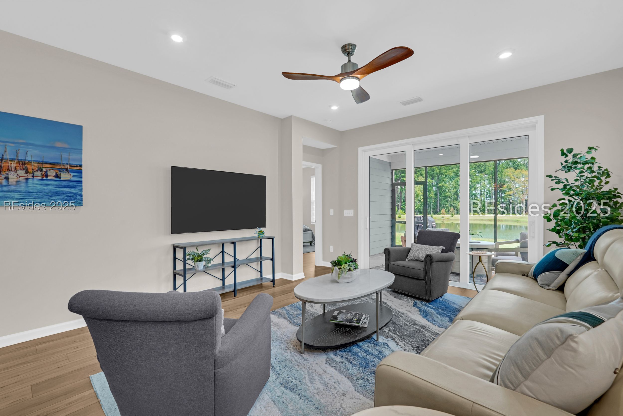 412 Aurora Way