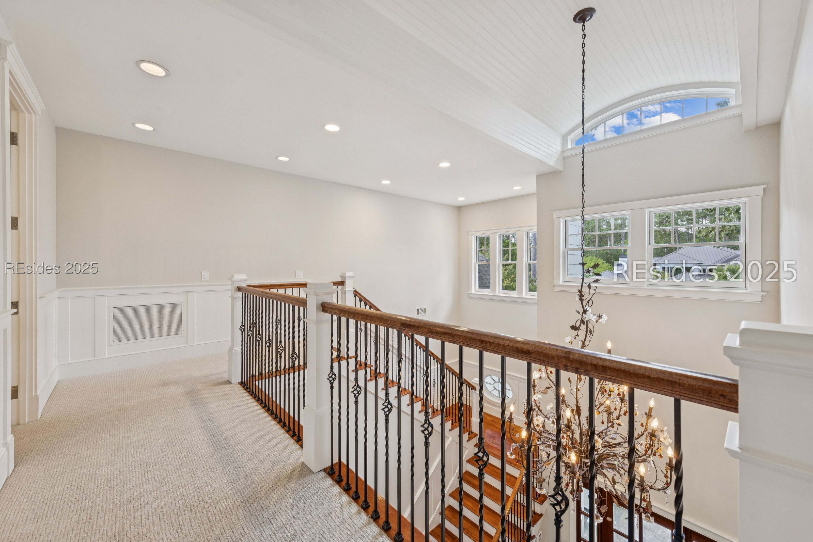 12 Holly Grove Road