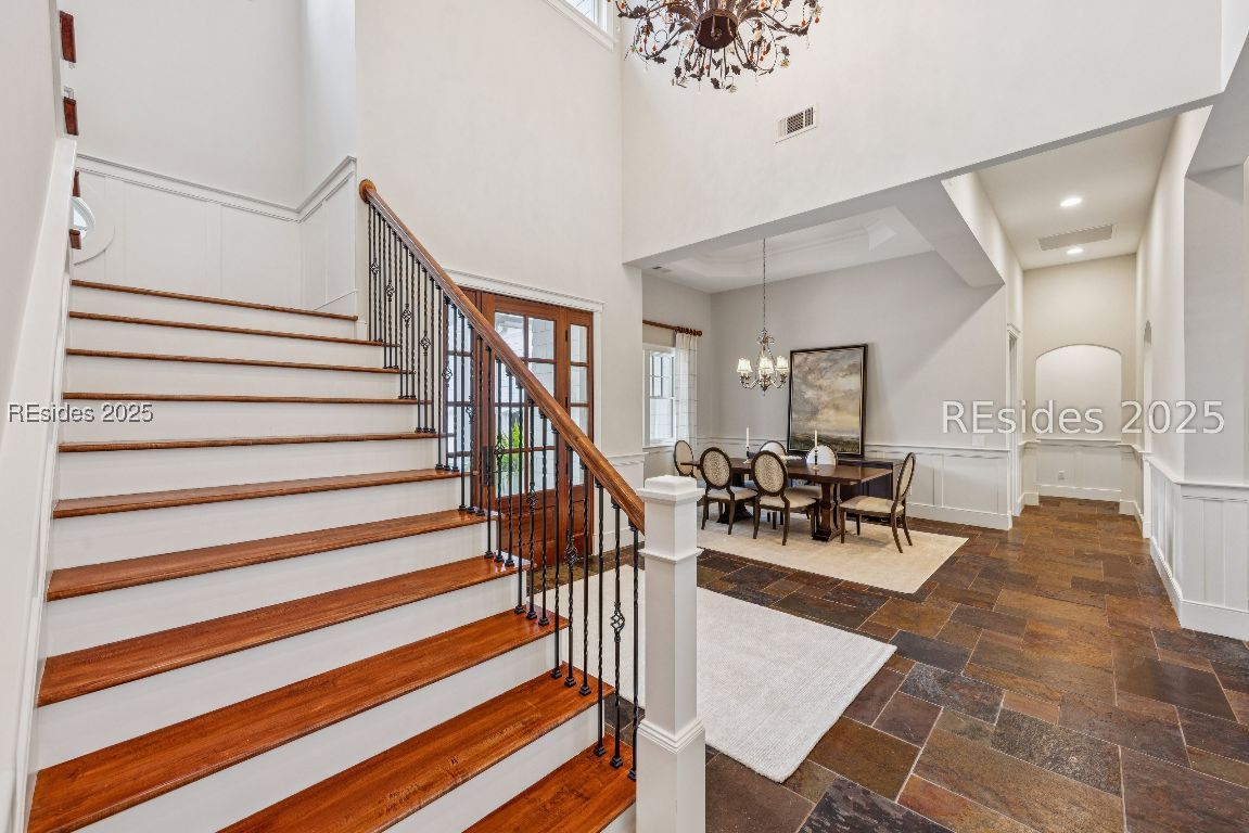 12 Holly Grove Road