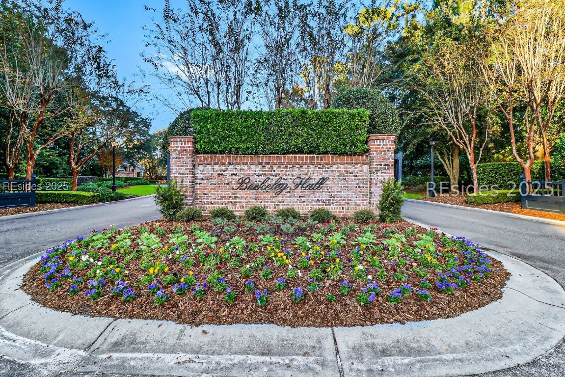 12 Holly Grove Road