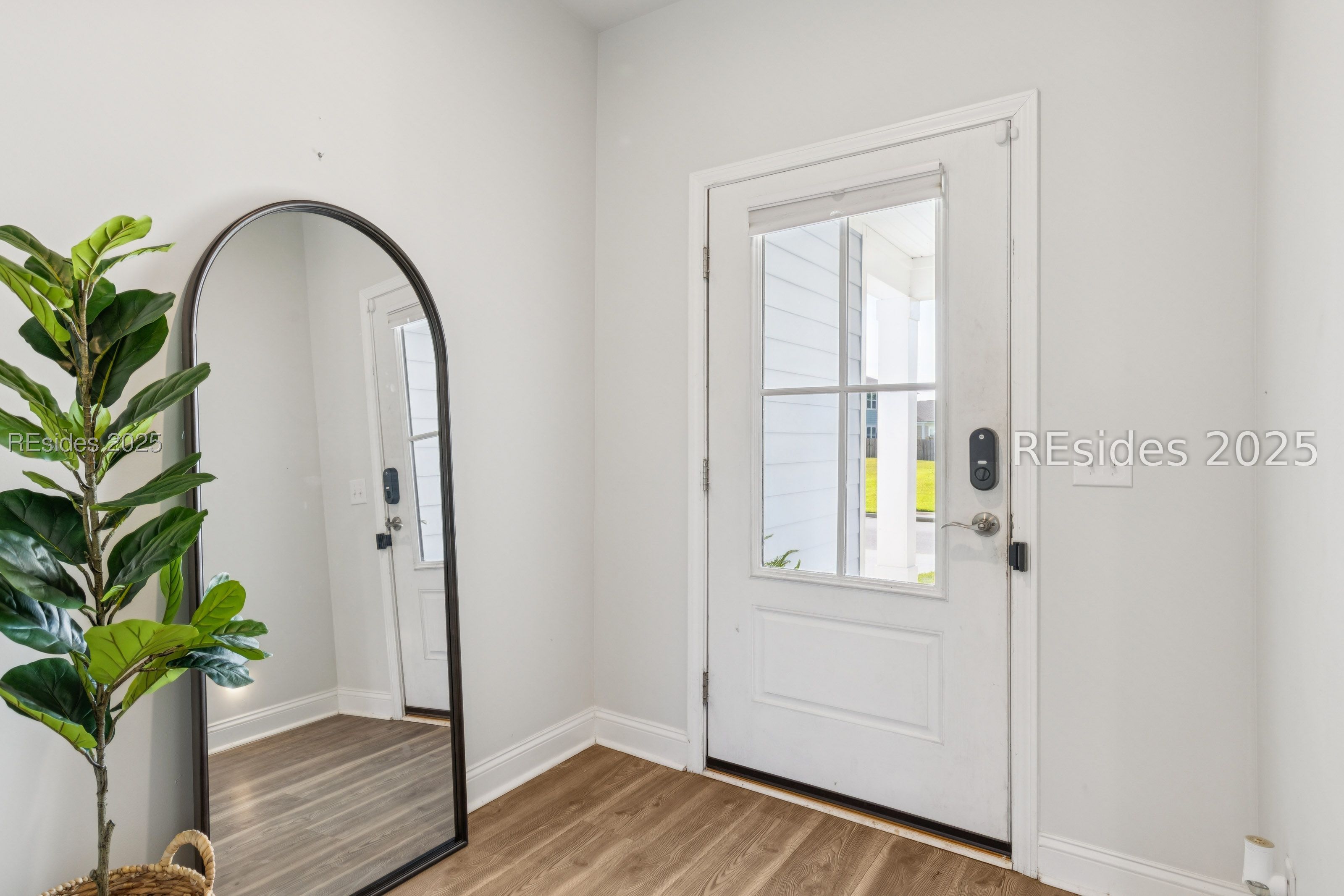 1232 Windswept Oak Lane