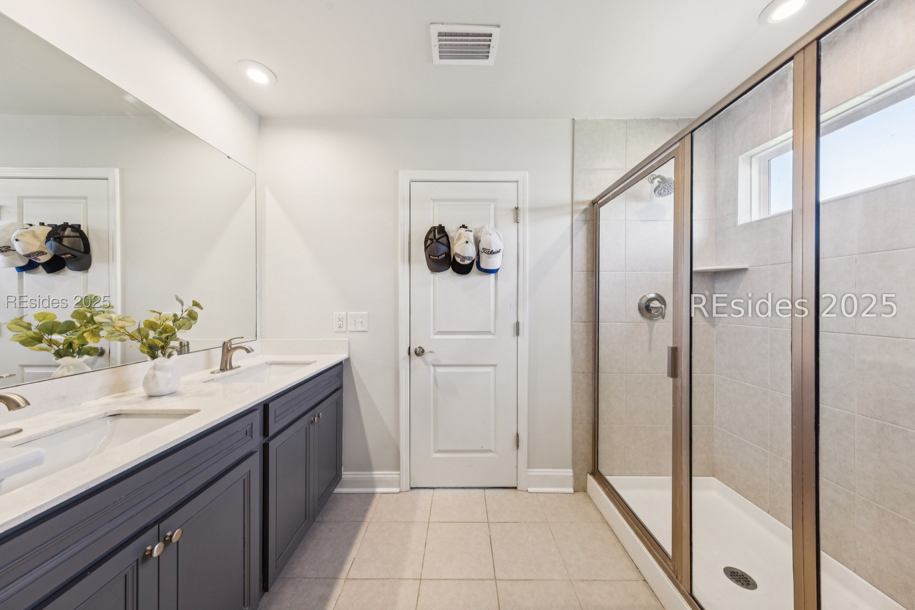 1232 Windswept Oak Lane