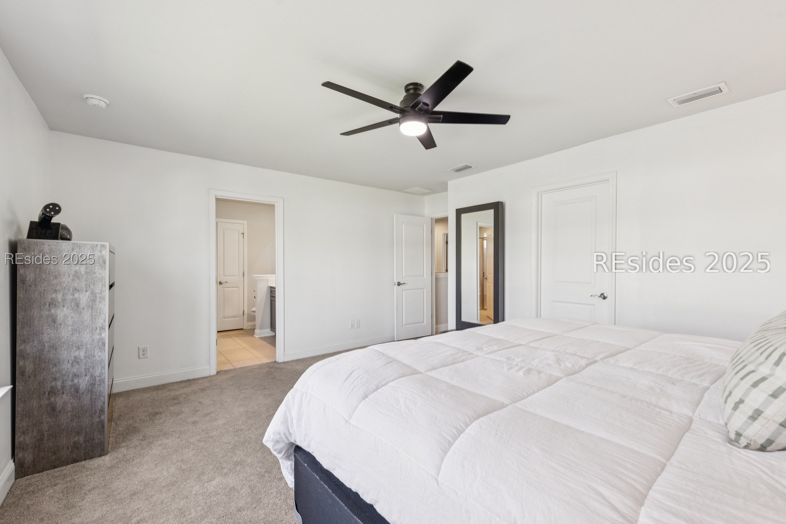 1232 Windswept Oak Lane