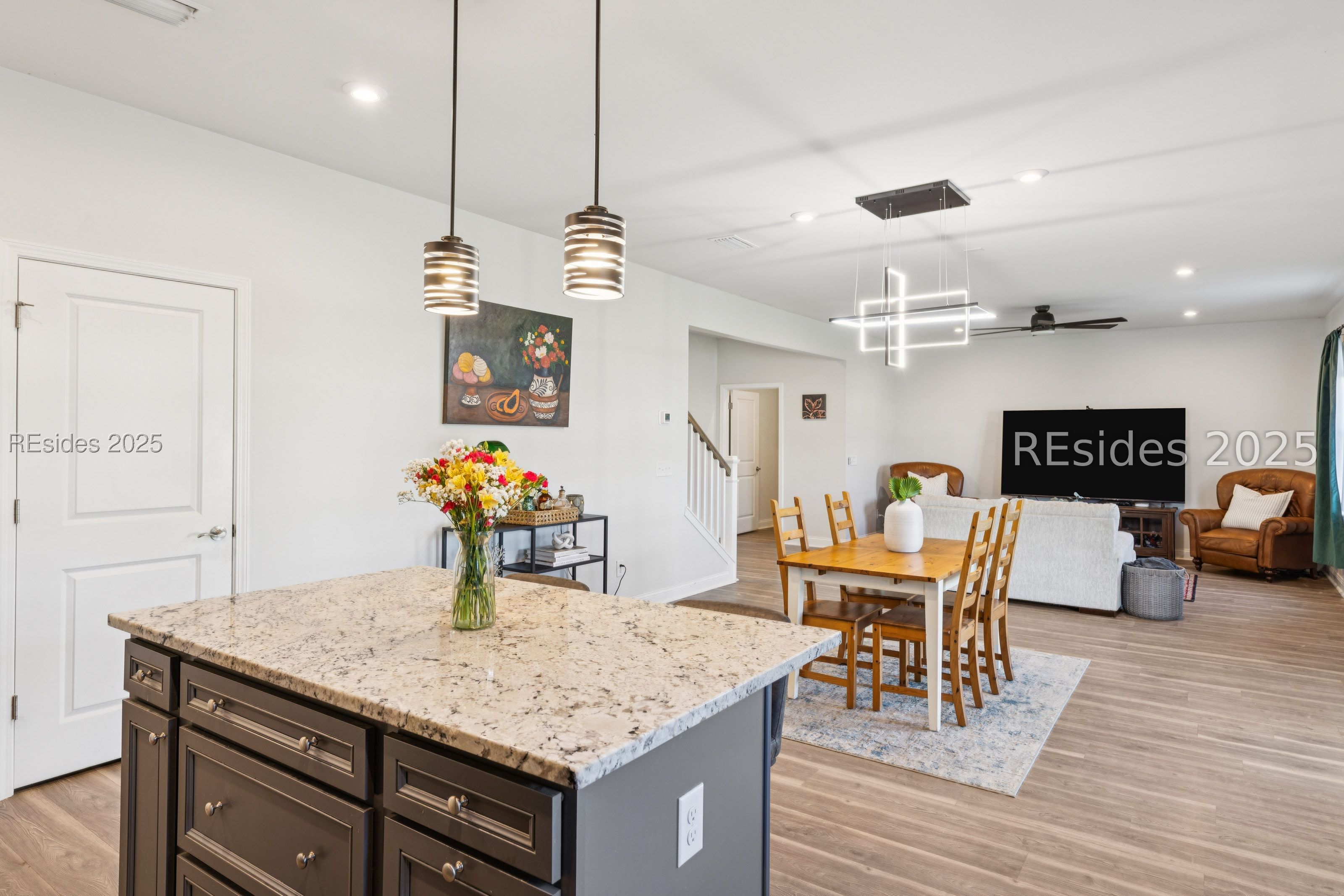 1232 Windswept Oak Lane