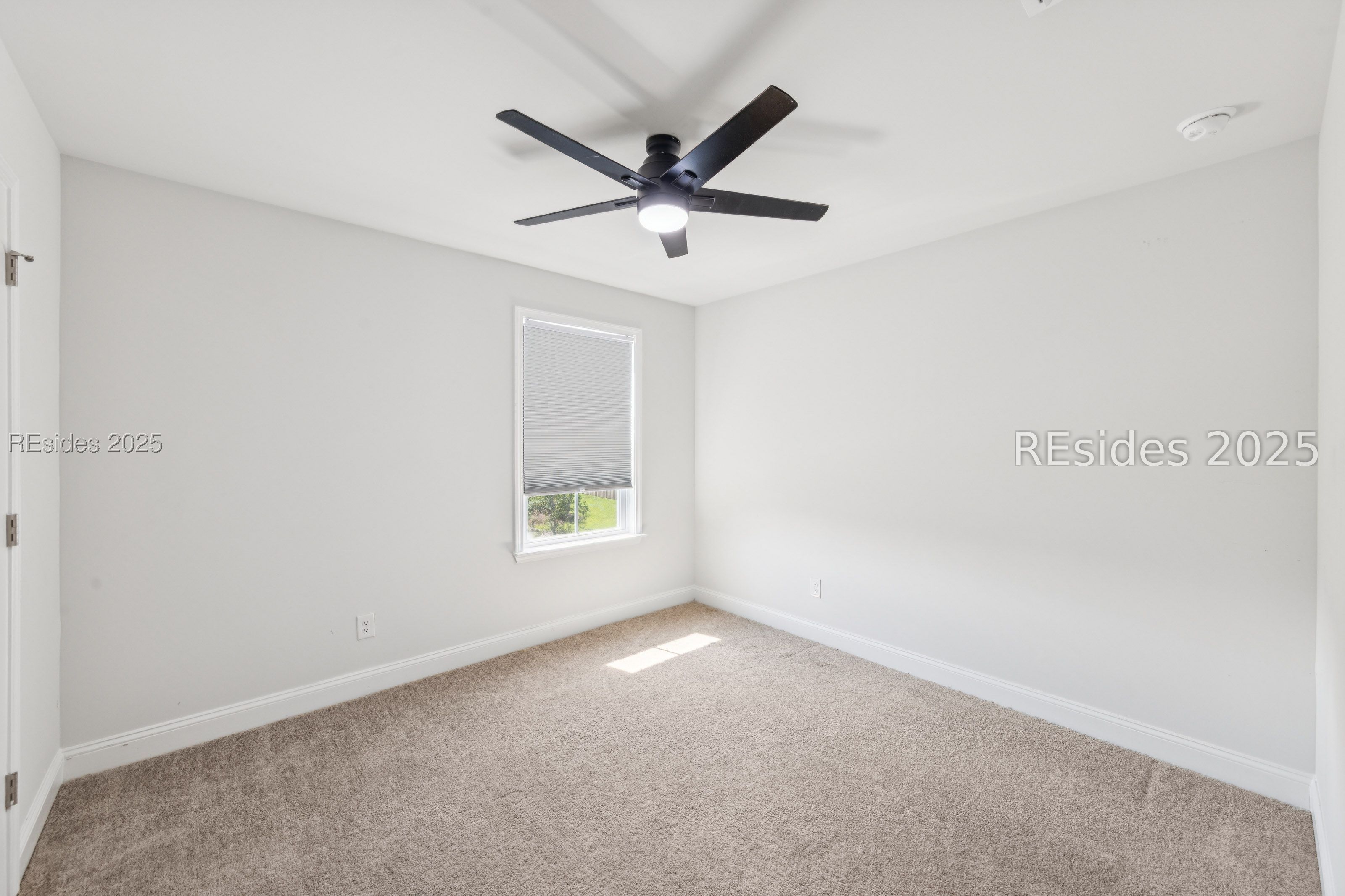 1232 Windswept Oak Lane