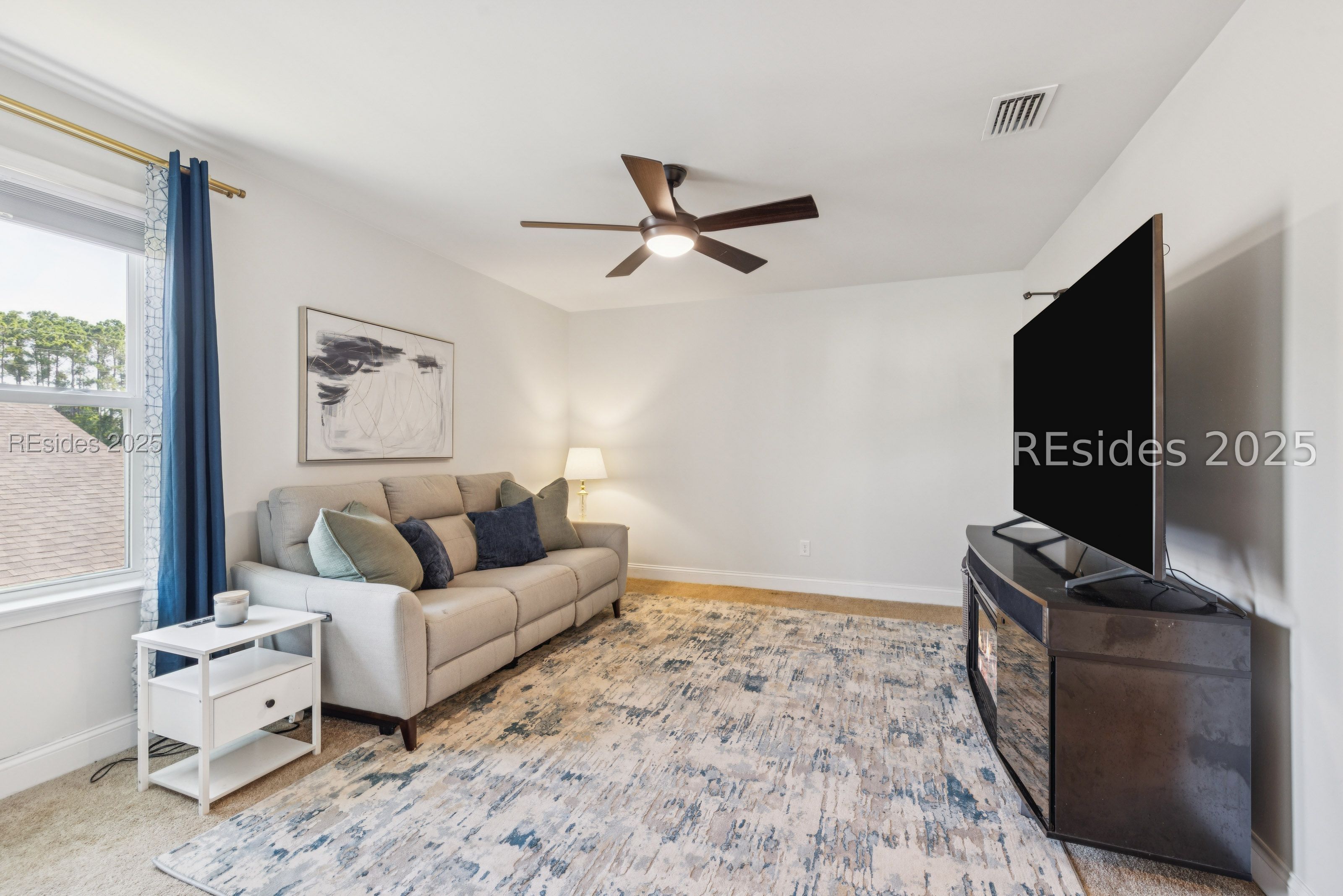 1232 Windswept Oak Lane