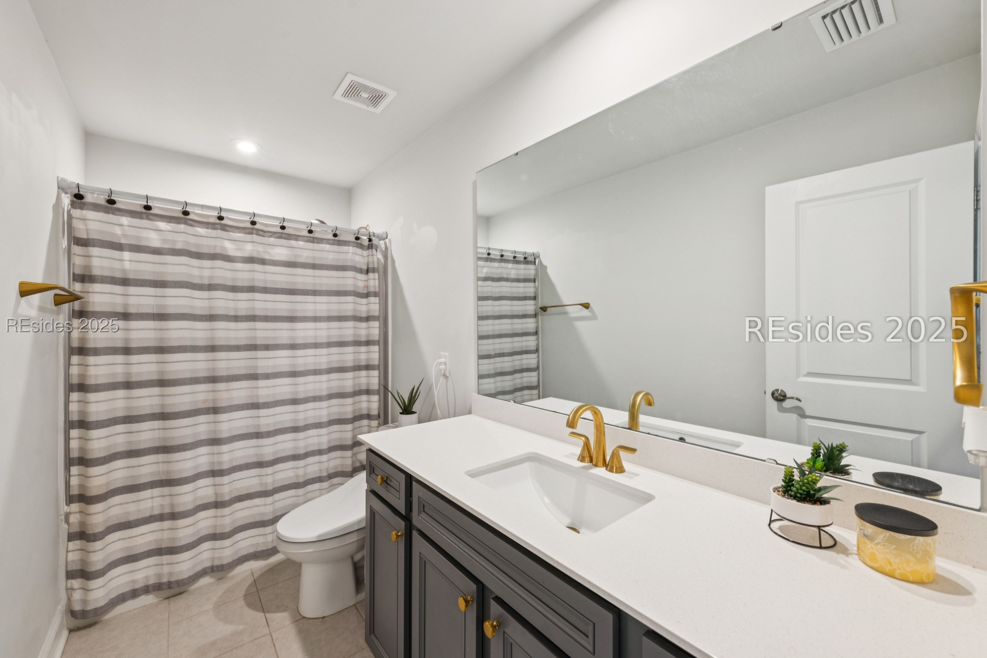 1232 Windswept Oak Lane