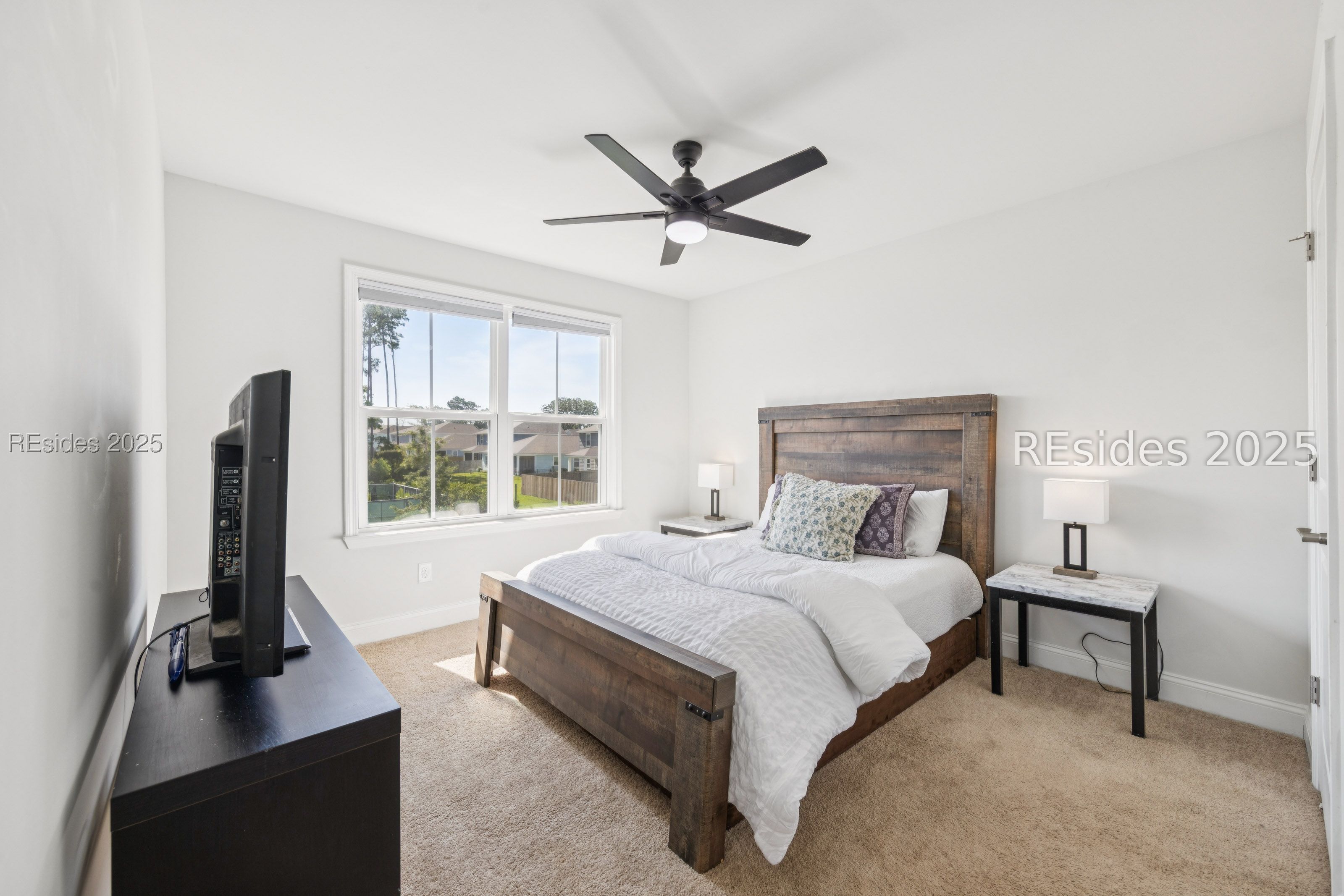 1232 Windswept Oak Lane