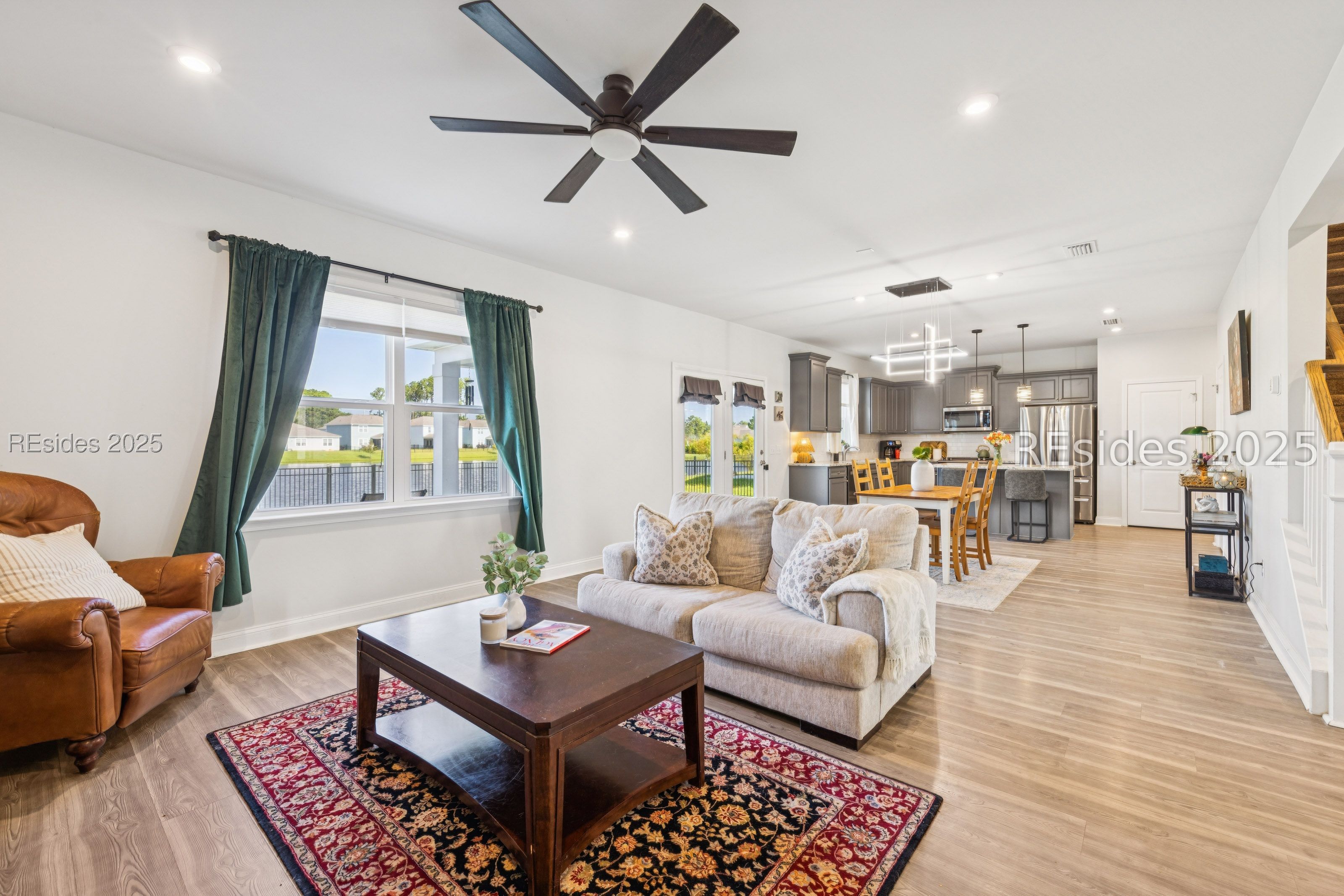 1232 Windswept Oak Lane