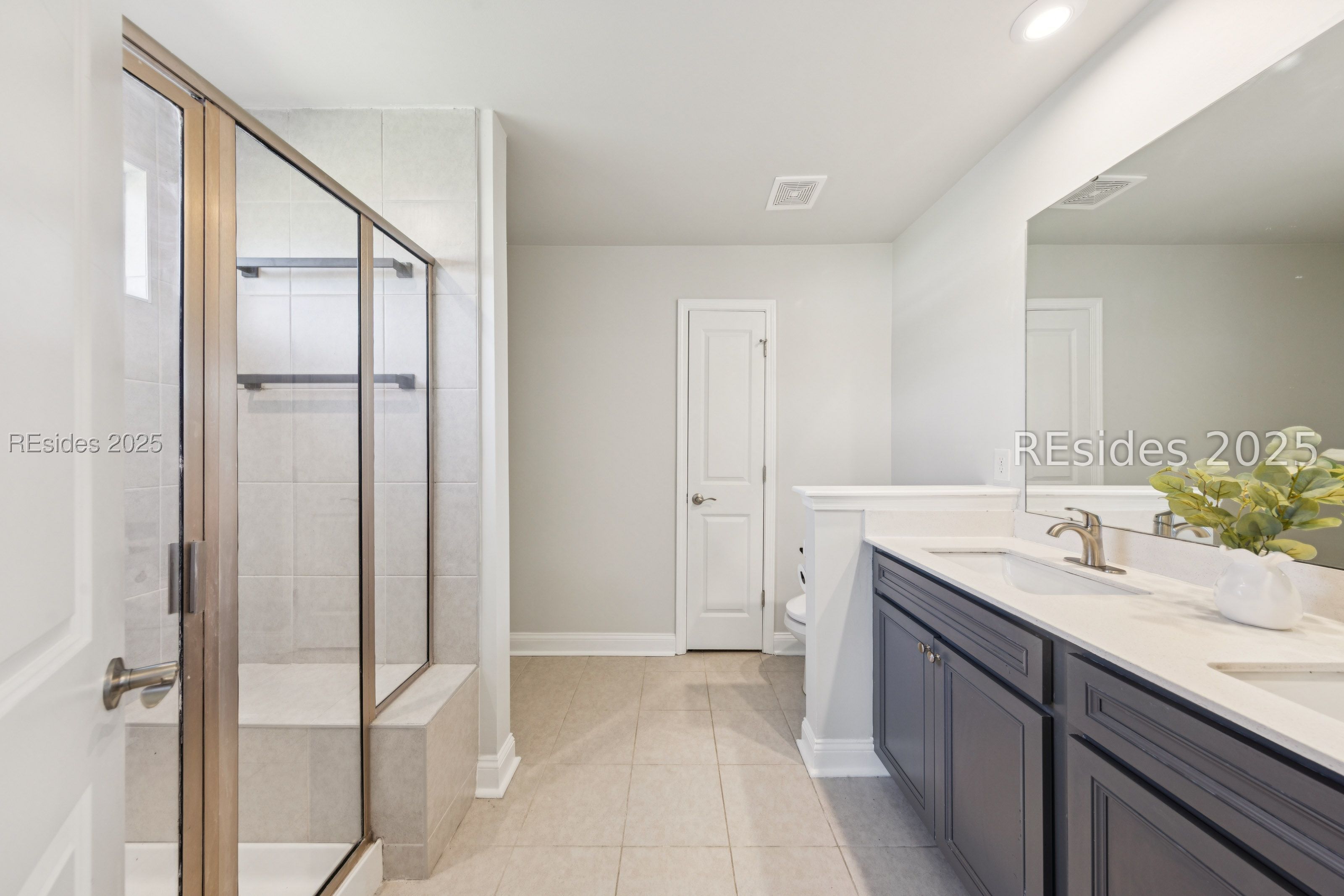 1232 Windswept Oak Lane