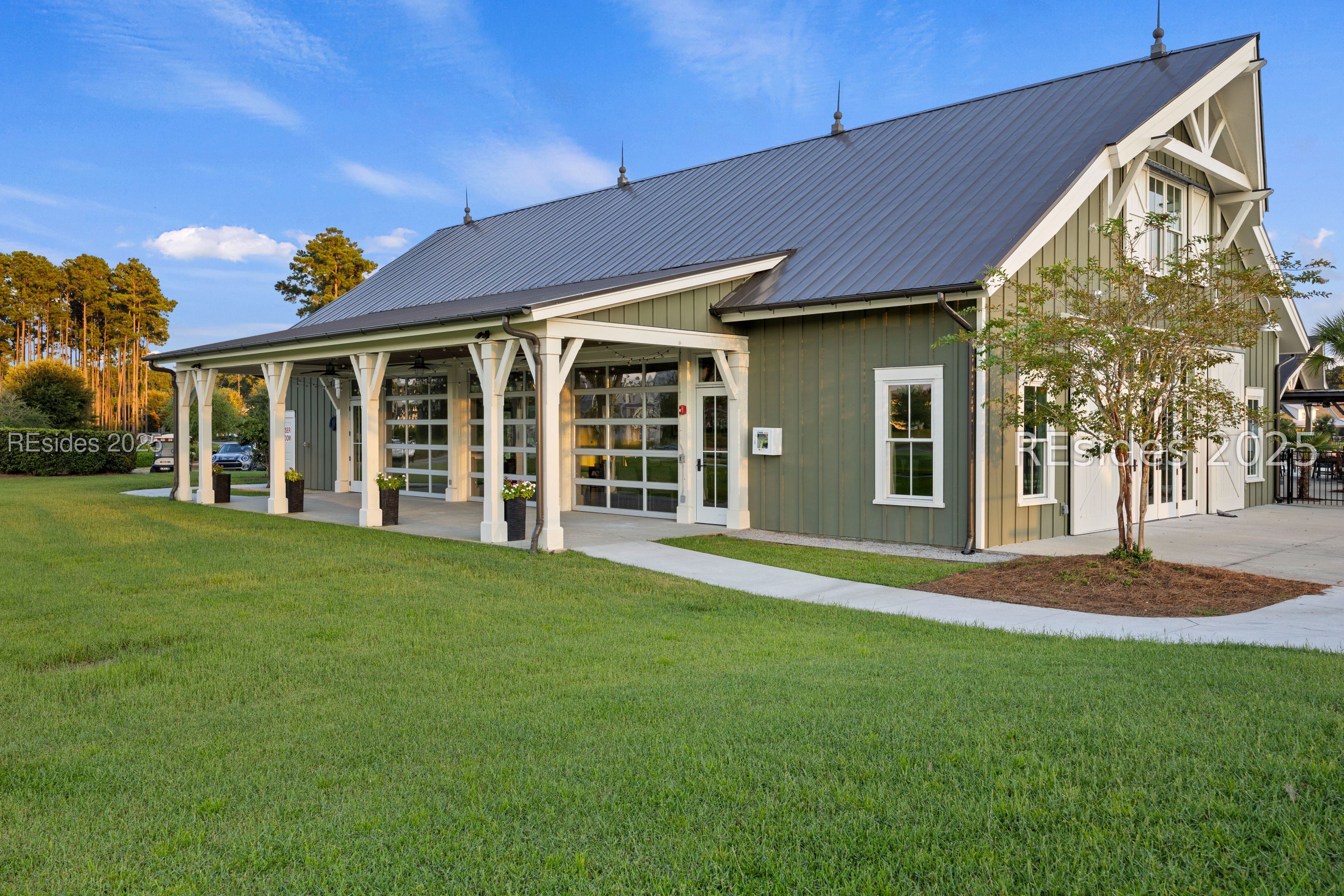 35 Heartwood Court Unit: 1215