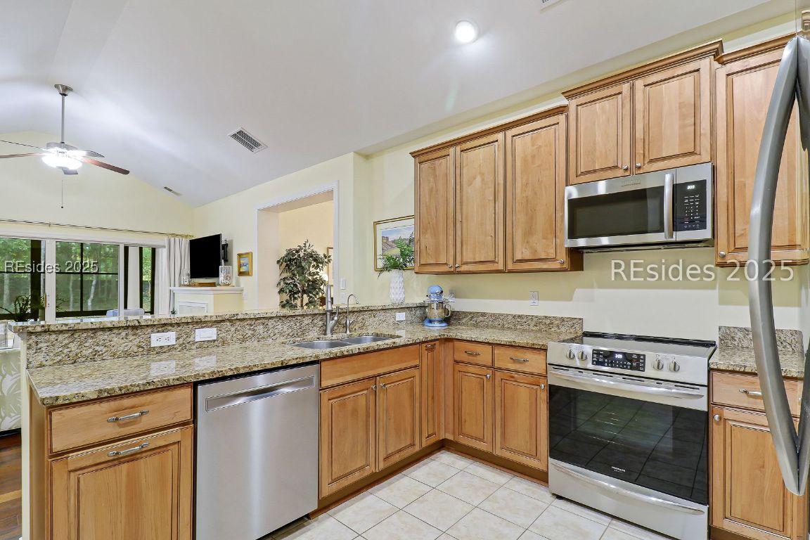 35 Heartwood Court Unit: 1215