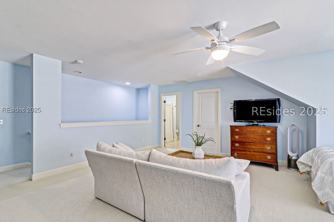 35 Heartwood Court Unit: 1215