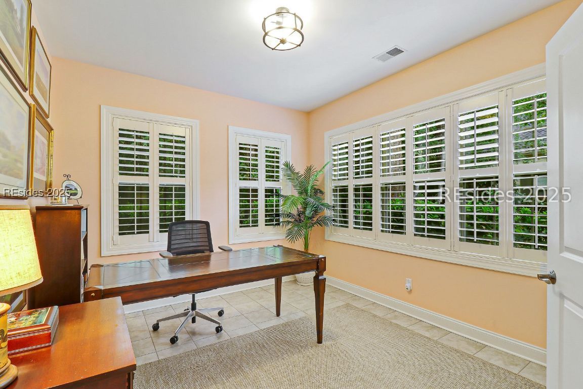 35 Heartwood Court Unit: 1215