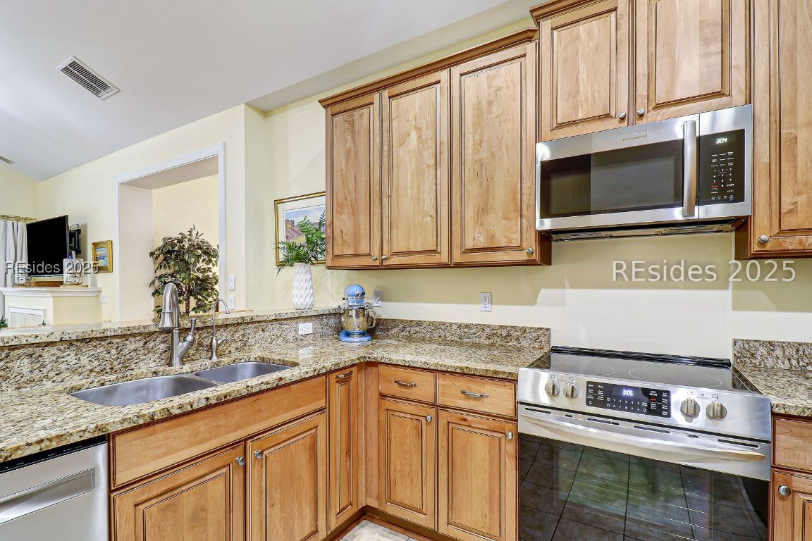 35 Heartwood Court Unit: 1215