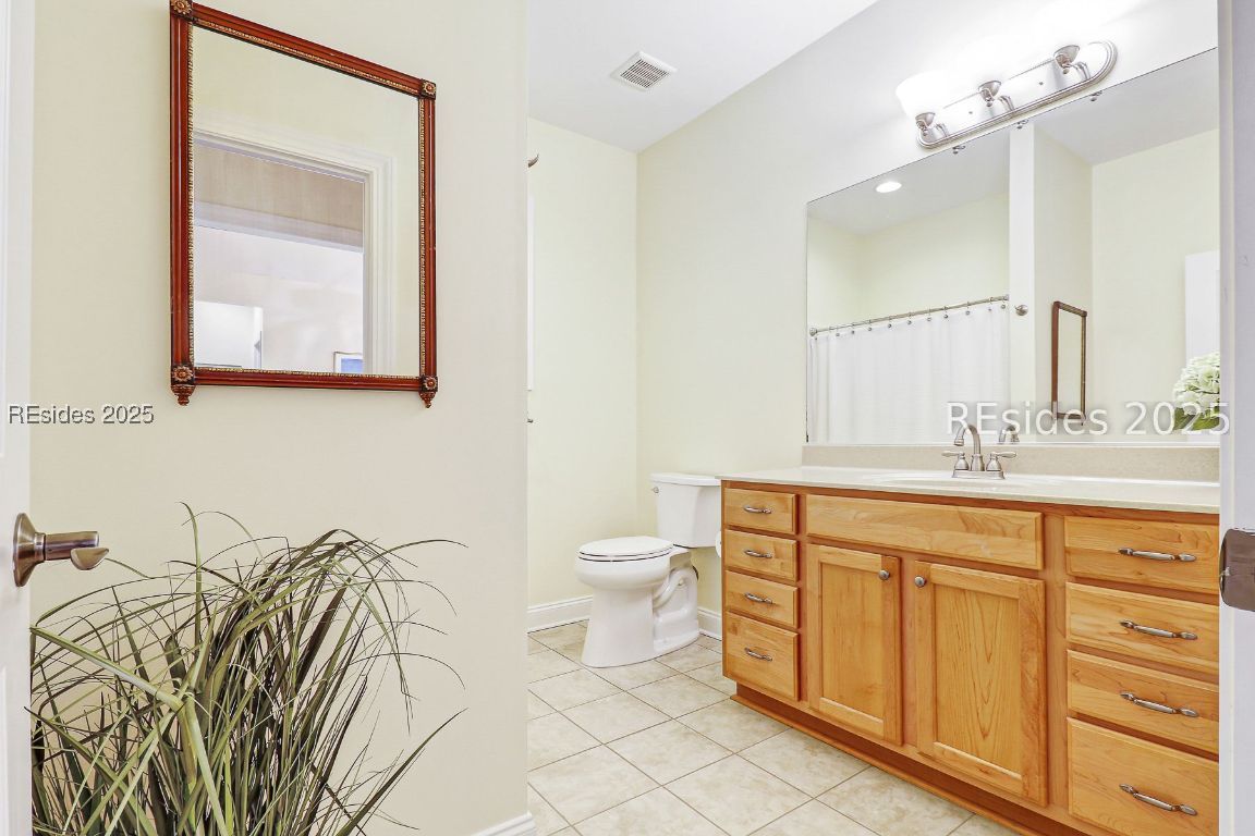 35 Heartwood Court Unit: 1215