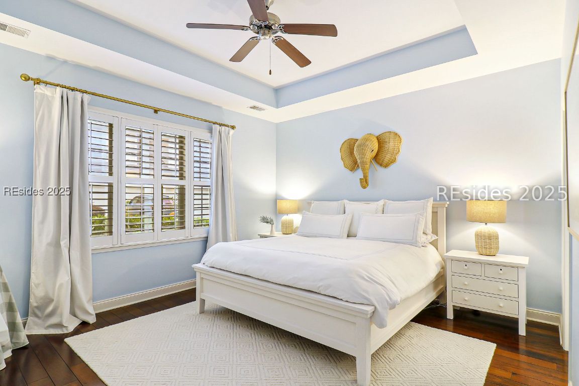 35 Heartwood Court Unit: 1215